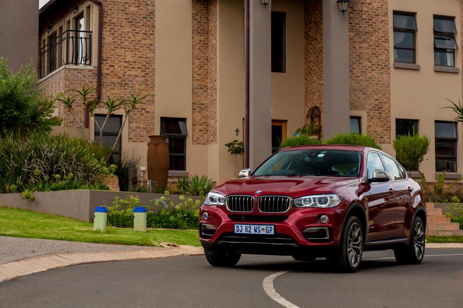  BMW X6 xDrive5.0i 2015 года  (ZA) (фото 23 из 30)